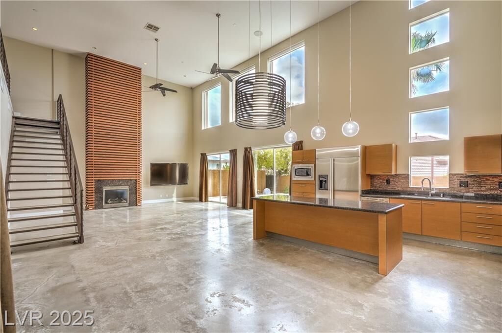 Property Photo:  1448 Canyon Ledge Court  NV 89117 
