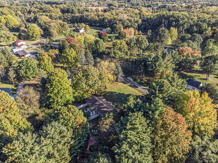 Property Photo: 383 E 1050 IN 46304