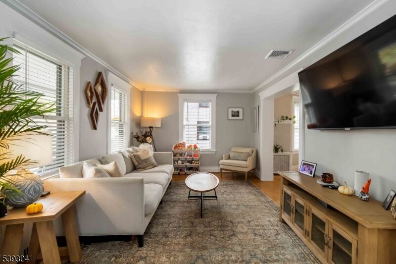 Property Photo:  22 Glenbrook Rd  NJ 07950