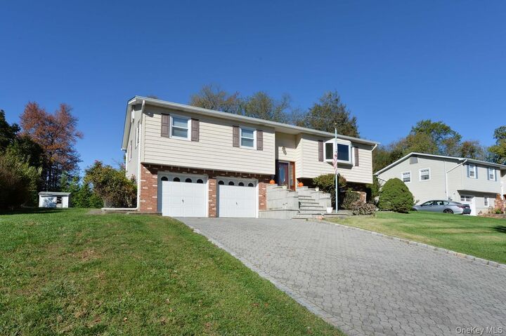 Property Photo:  13 Park Terrace  NY 10989