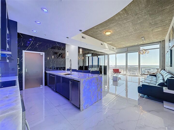 Property Photo: 155 S Court Avenue 2905 FL 32801