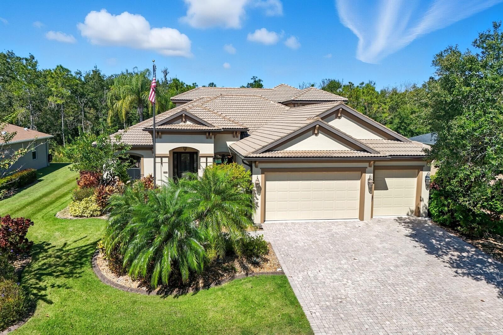 Property Photo: 2515 130th Avenue E FL 34219