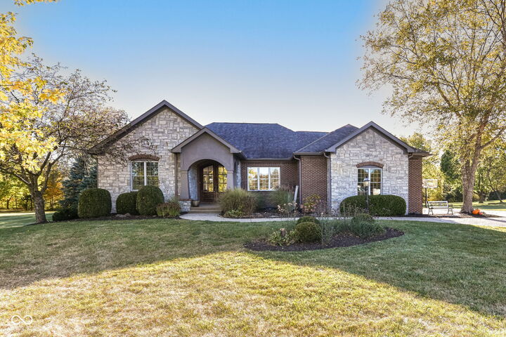 Property Photo: 1055 Bear Cub Drive IN 46034