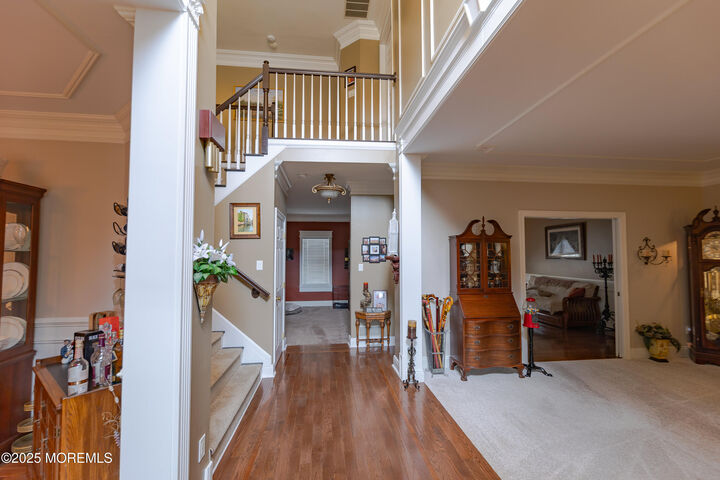Property Photo:  8 Clearbrook Court  NJ 07731