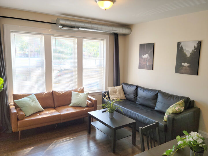 Property Photo: 4136 W Palmer Avenue 2L IL 60639
