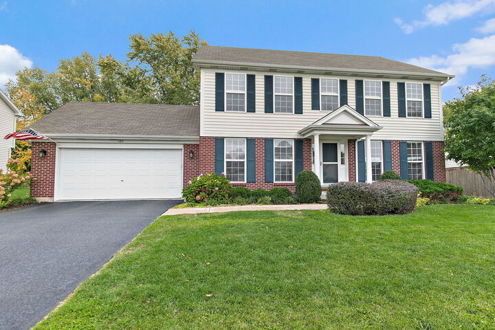 Property Photo: 584 Bayfield Drive IL 60115