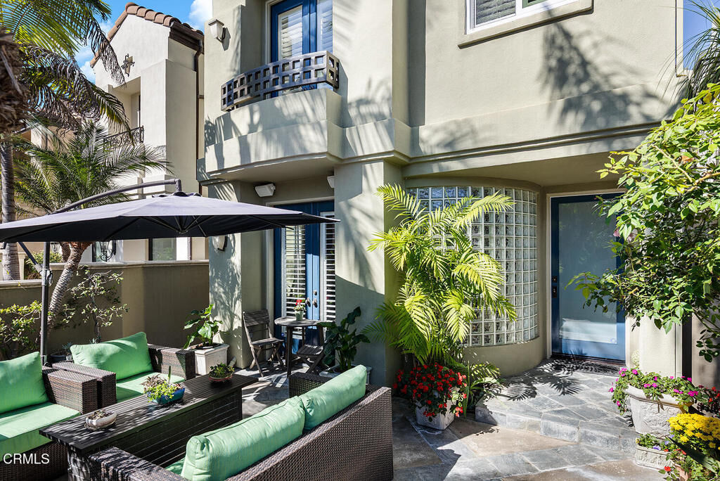 Property Photo:  411 22nd Street  CA 92648 