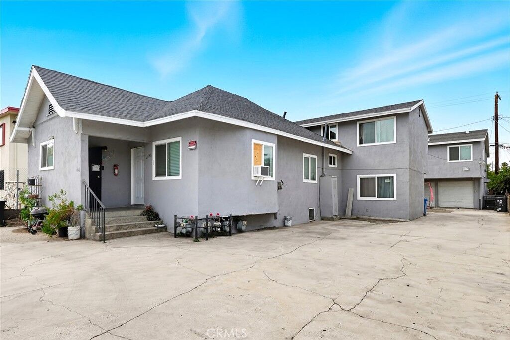 Property Photo:  136 E Avenue 44  CA 90031 