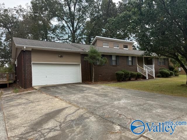 Property Photo:  101 Seville Lane  AL 35906