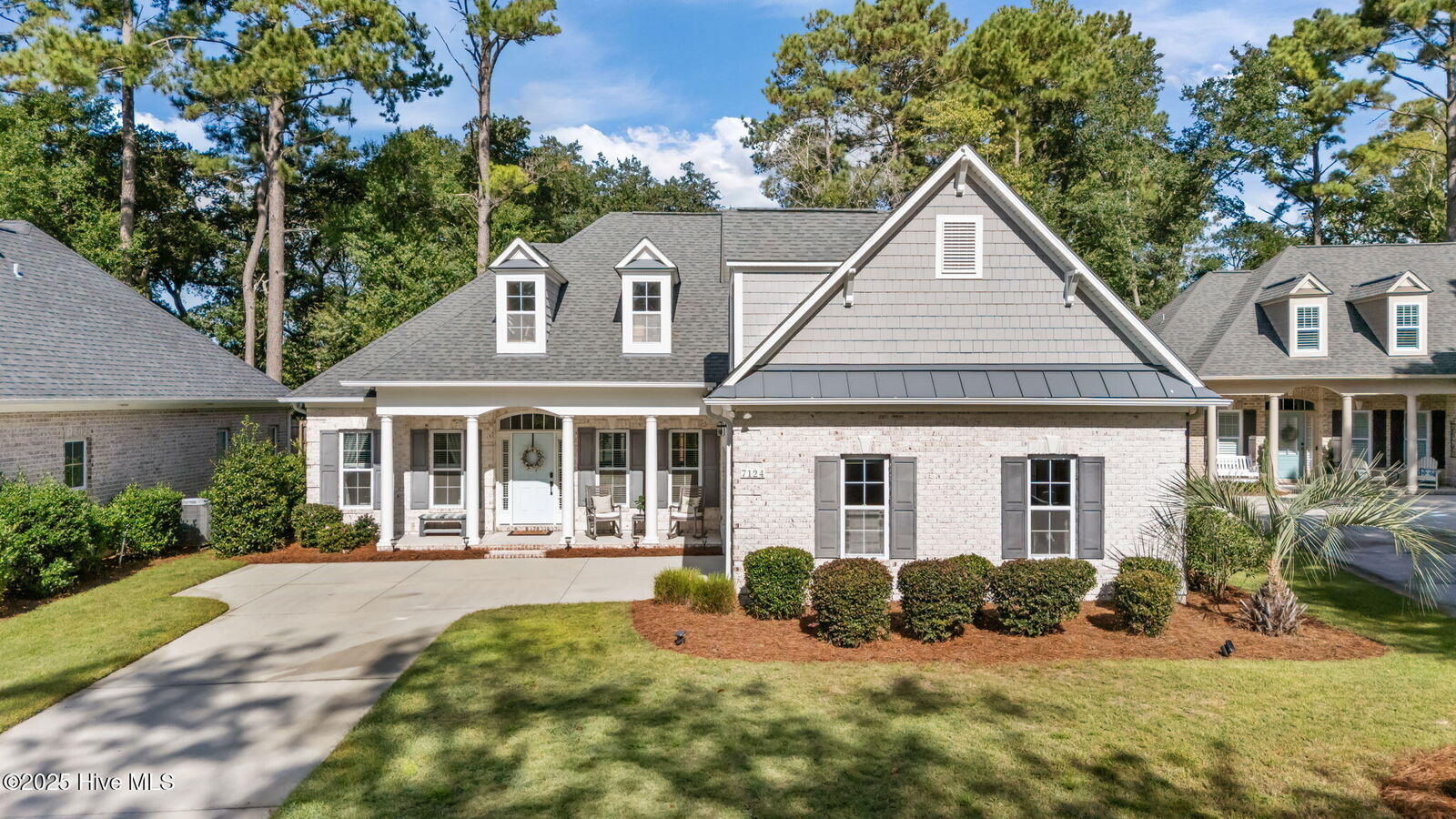Property Photo:  7124 Arbor Oaks Drive  NC 28411 