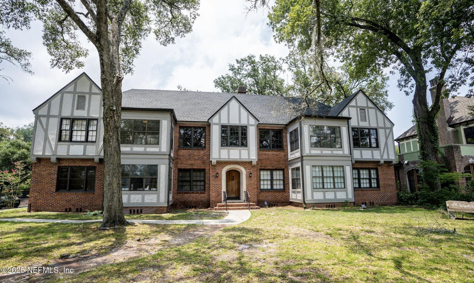 Property Photo:  3865 St Johns Avenue  FL 32205 