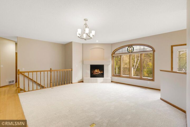 Property Photo: 682 Huntington Court S MN 55119