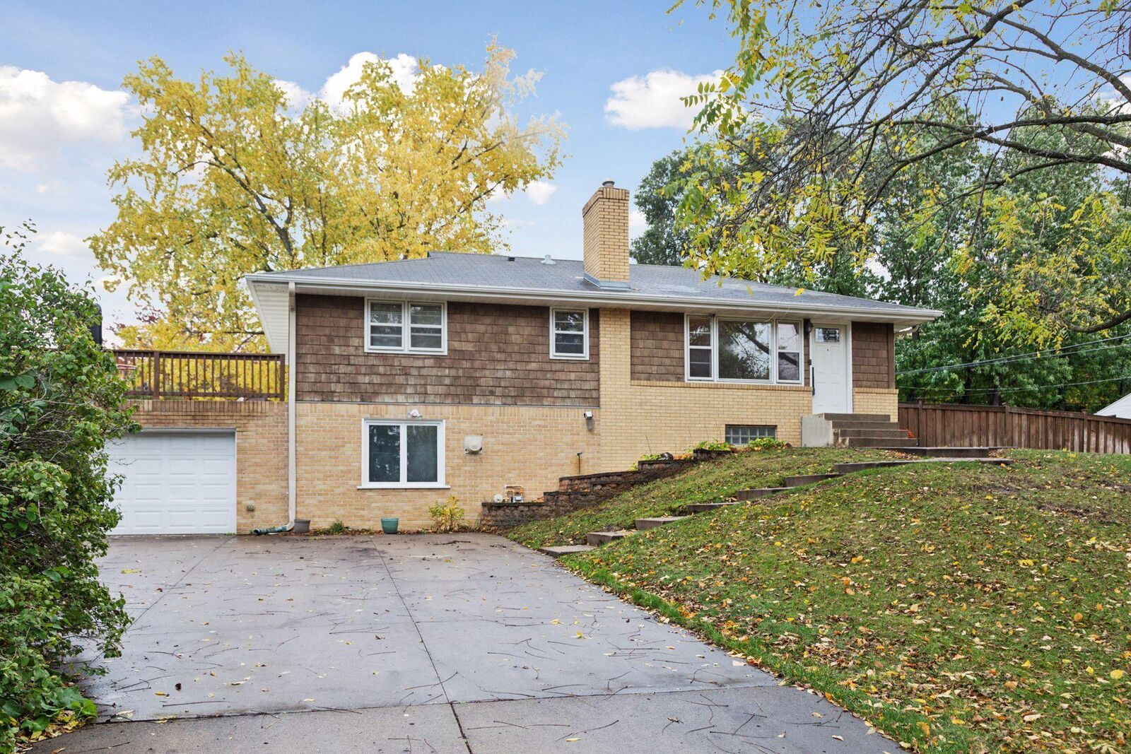 Property Photo:  1102 Carlton Drive  MN 55112