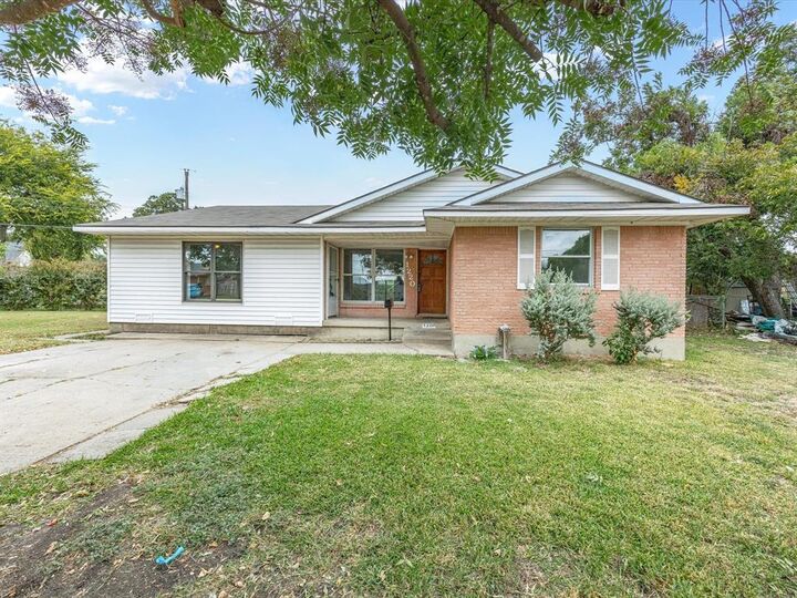 Photo de la propriété: 1220 Colfax Circle TX 75080