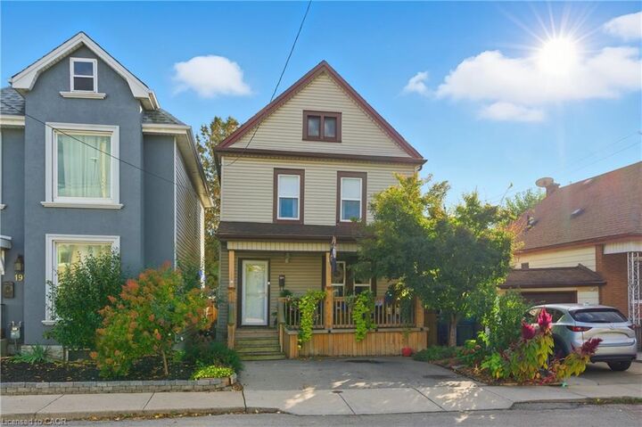 Property Photo: 190 Wood Street E ON L8L 3Z1