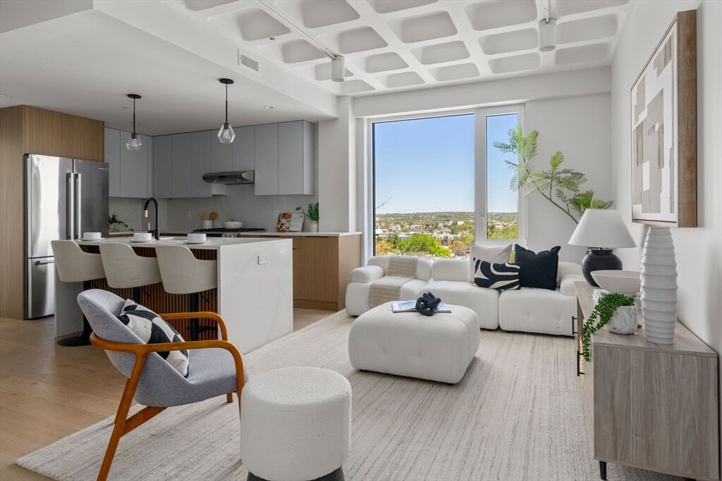 Property Photo: 125 Lowell Street 203 MA 02143