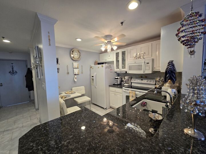 Property Photo:  350 Revere Beach Blvd 9E  MA 02151 