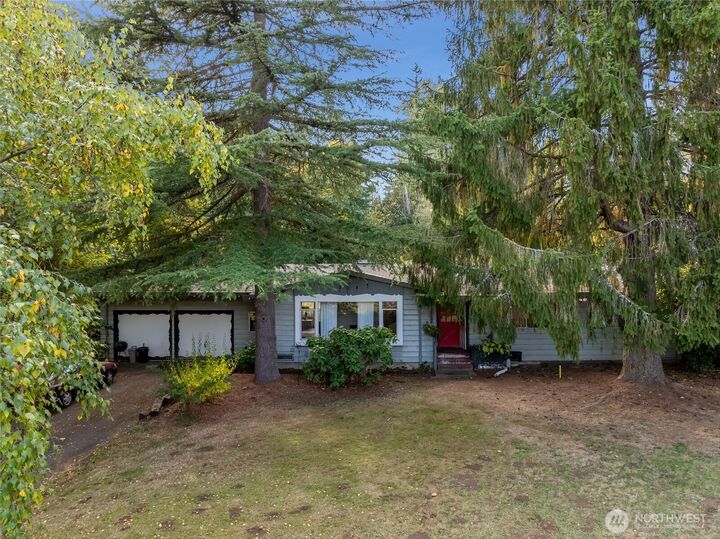 Property Photo:  19631  121st Avenue SE  WA 98031 