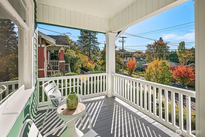 Property Photo: 932 29th Avenue WA 98122
