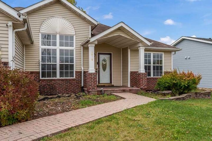 Property Photo: 3075 Derbyshire Drive IL 61115