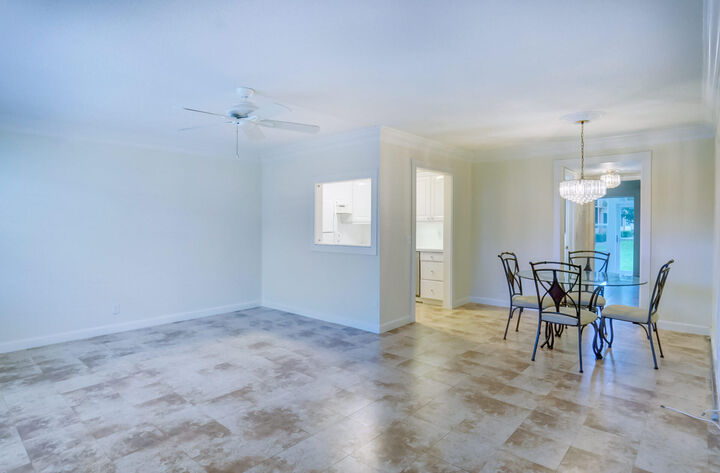 Property Photo:  19 Hastings B  FL 33417 
