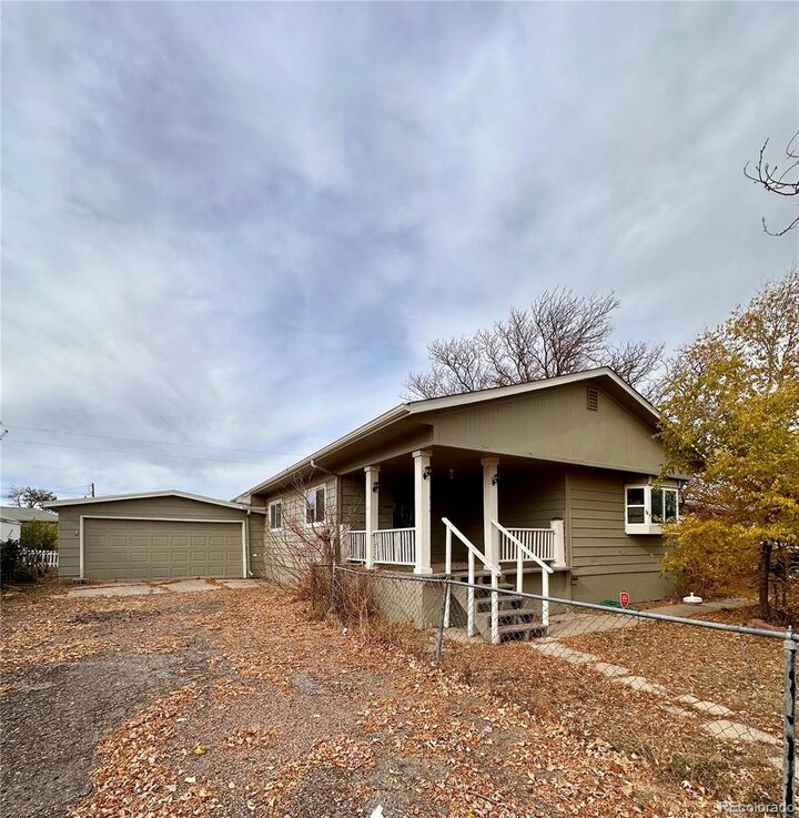Property Photo:  575 2nd Street  CO 80102 