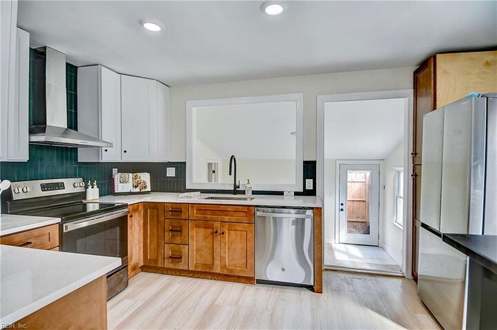 Property Photo:  1525 Palmyra St  VA 23502 