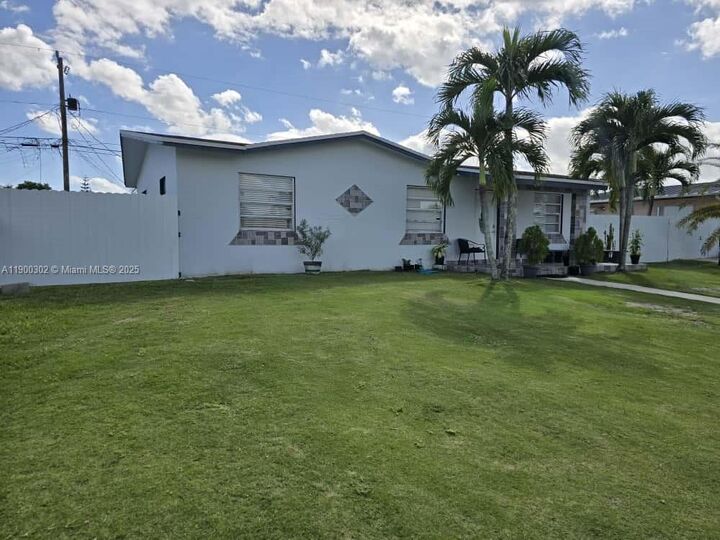 Property Photo:  12530 SW 185th St  FL 33177 