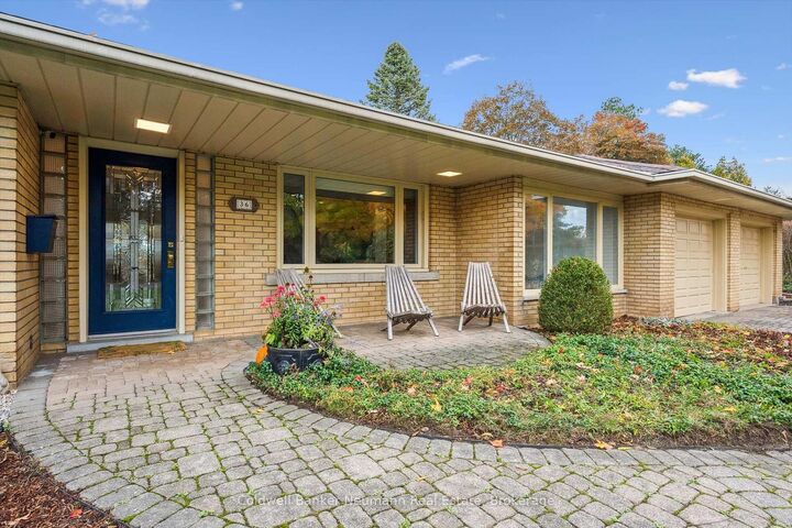 Photo de la propriété: 36 Harcourt Drive ON N1G 1J6