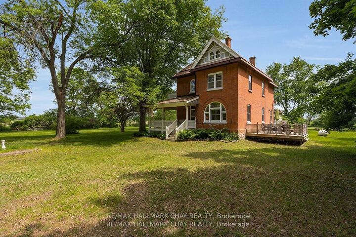 Property Photo:  1407 Flos 8 Road W  ON L0L 1P0