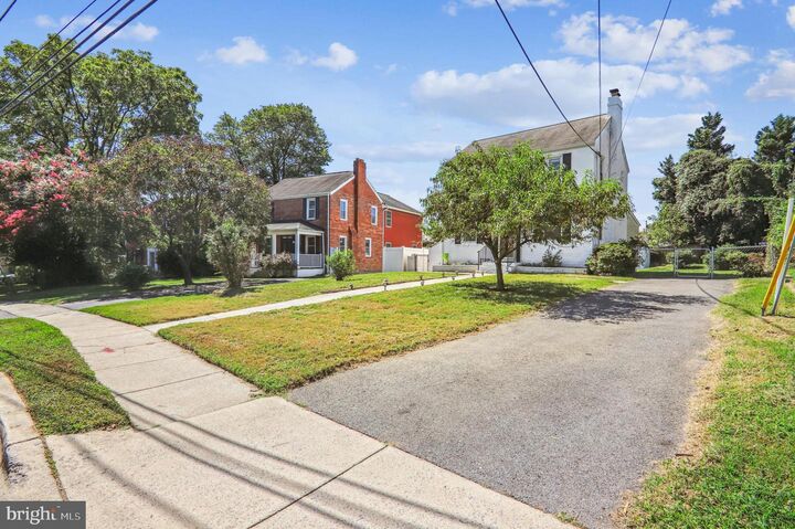 Property Photo:  206 Timberwood Avenue  MD 20901 