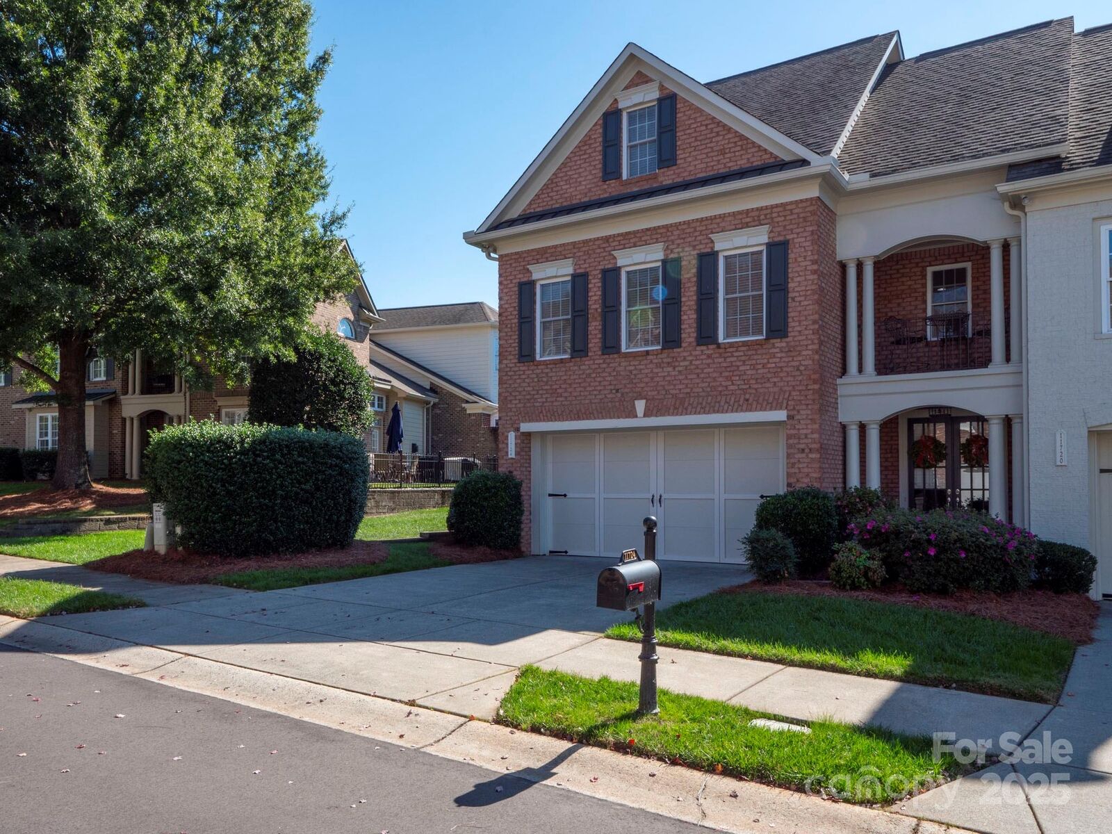 Property Photo: 11724 Easthampton Circle NC 28277