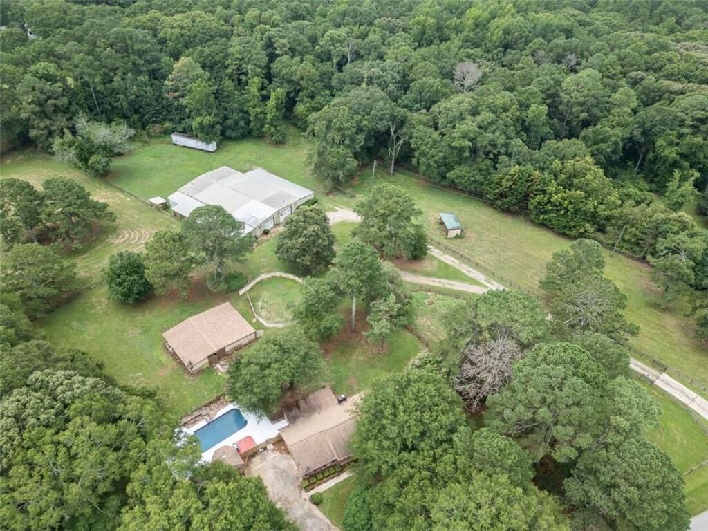 Property Photo:  95 Dixie Trail  GA 30014