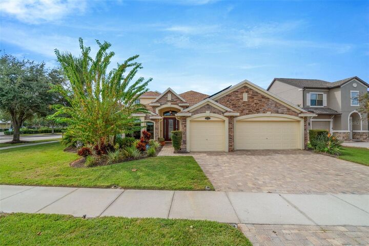 Property Photo:  19361 Yellow Clover Drive  FL 33647