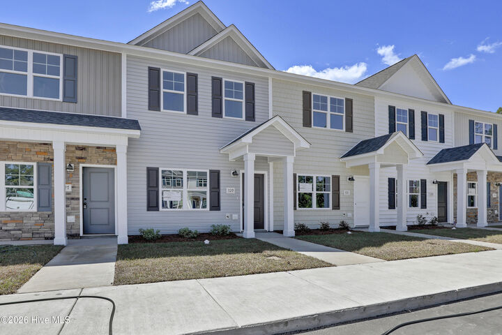 Property Photo: 731 Cross Bridge Way Lot 15 NC 28460