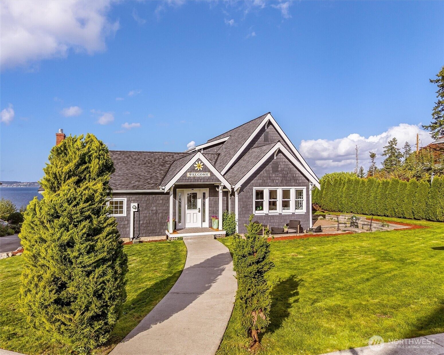 Property Photo:  1539  Mukilteo Lane  WA 98275