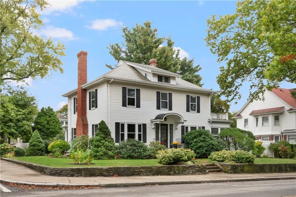 Property Photo:  640 East Avenue  RI 02860