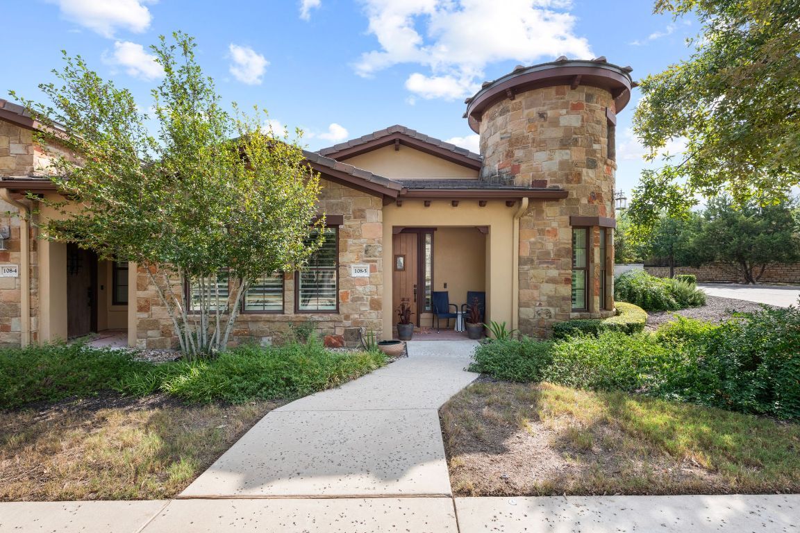 Property Photo:  108 Rivalto Circle 5  TX 78734 