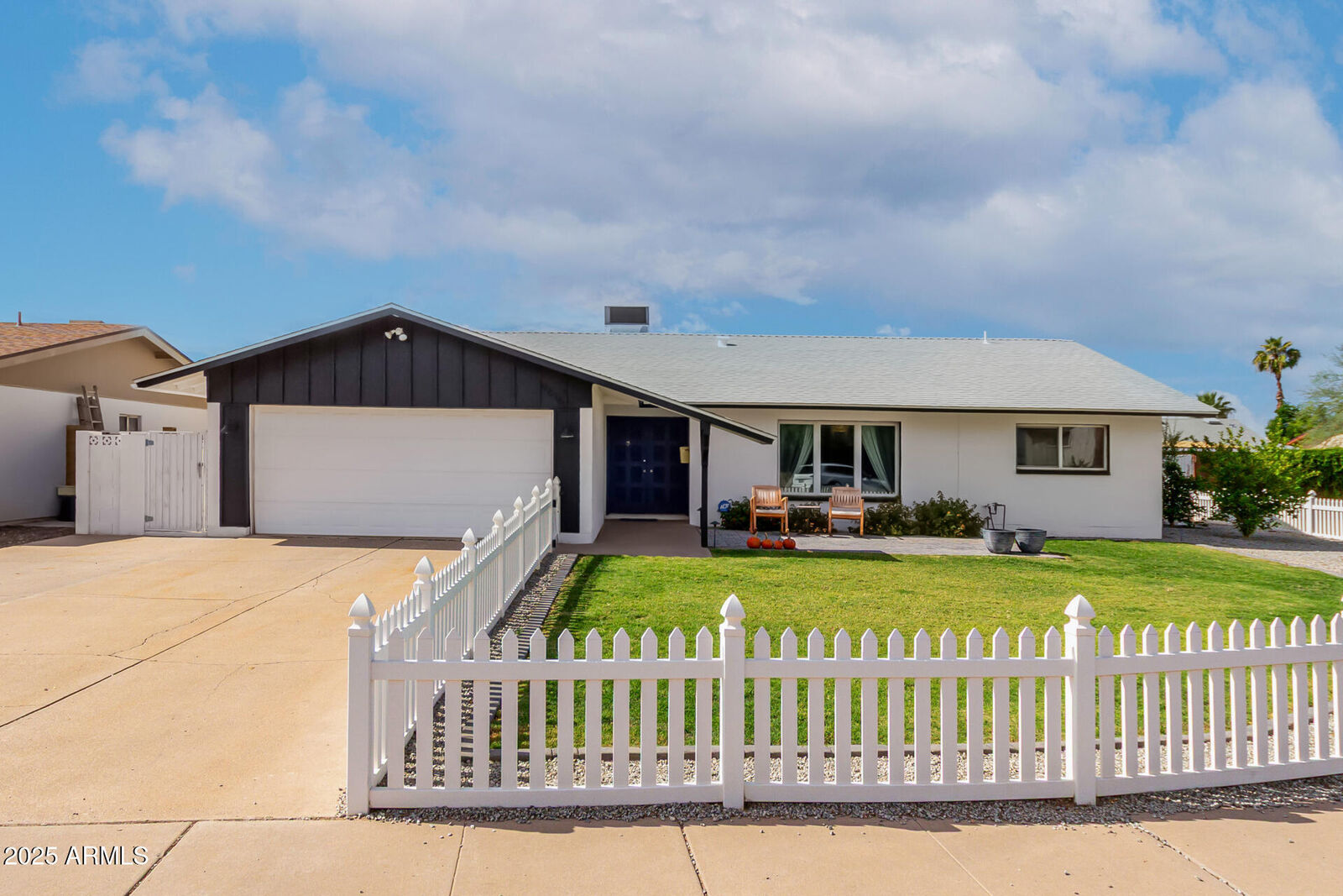 Property Photo: 4616 S Poplar Street AZ 85282