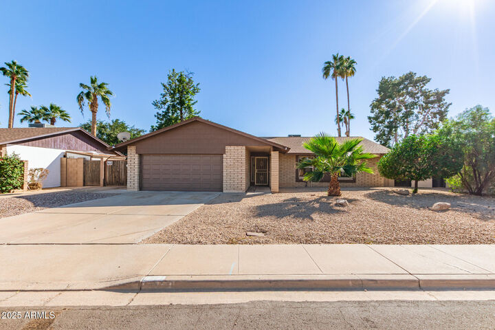 Property Photo:  1351 W Plata Avenue  AZ 85202 