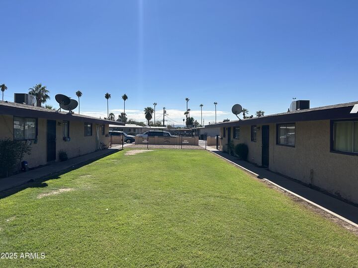 2134 W Heatherbrae Drive  Phoenix AZ 85015 photo