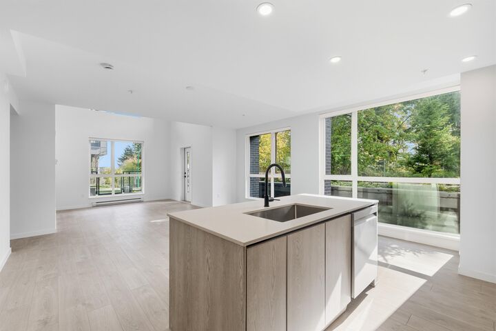 Property Photo: 19577 65B Avenue 517 BC V4N 6Y3