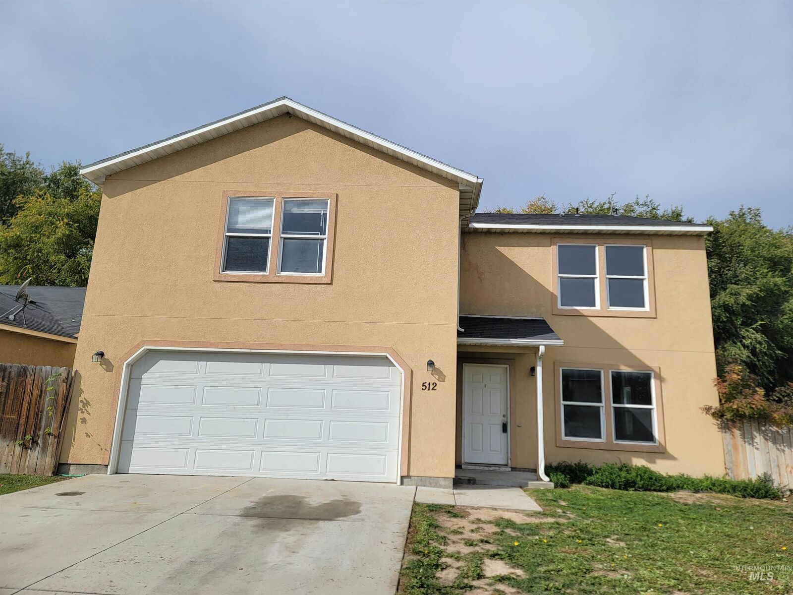 Property Photo:  512 Syringa Way  ID 83605 