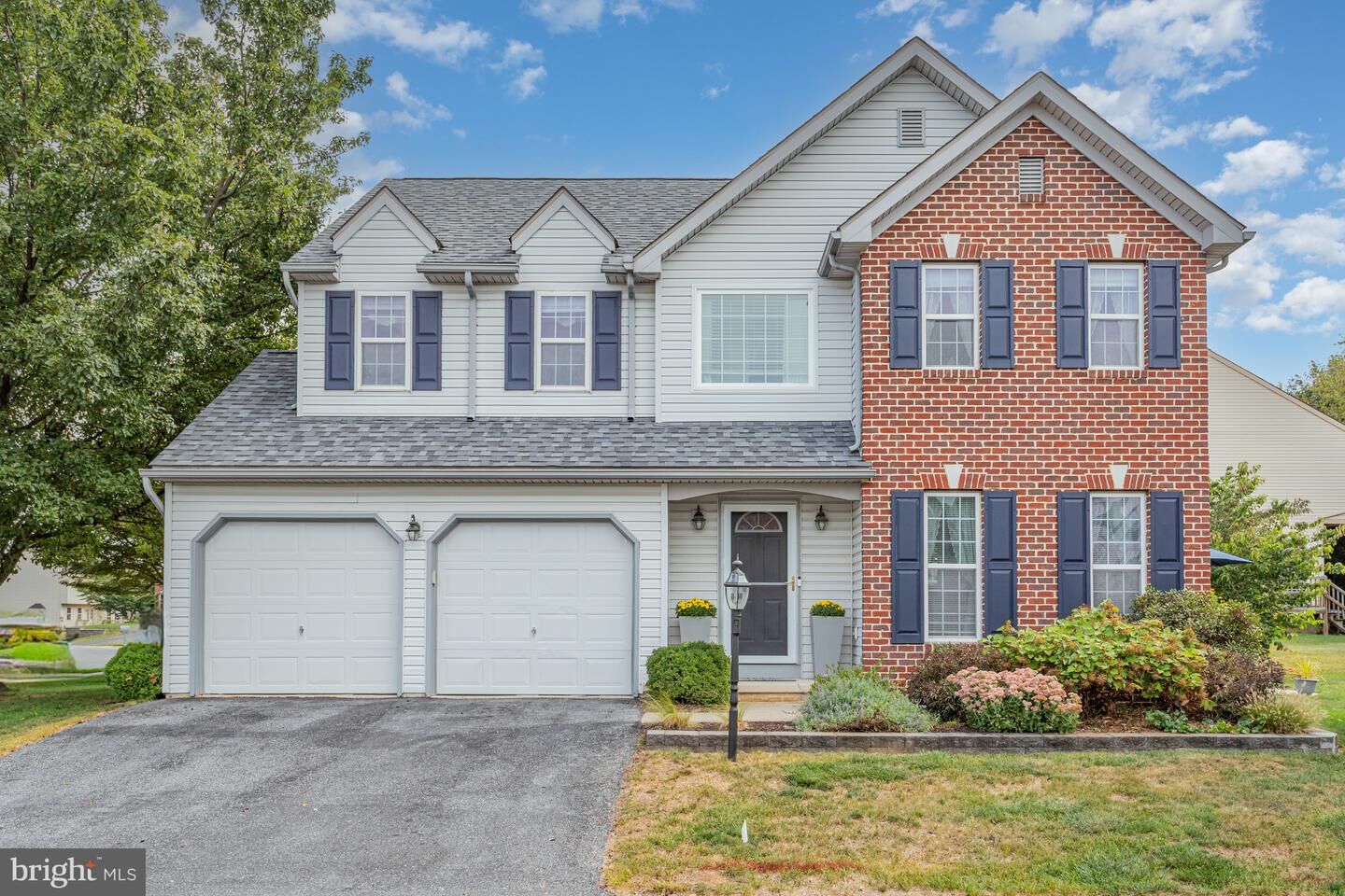 Property Photo: 43 Apple Blossom Drive PA 17602