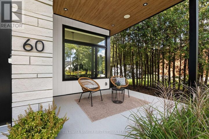 Property Photo:  60 Holborn Avenue  ON K2C 3H1 