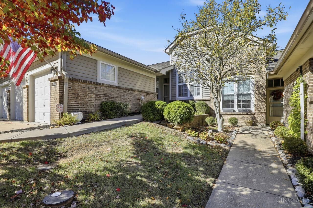 Property Photo:  2475 Walnutview Court  OH 45230