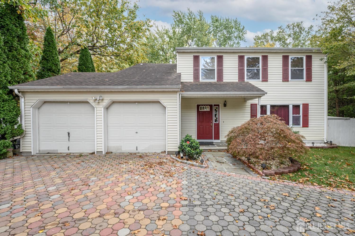 Property Photo:  103 Pergola Avenue  NJ 08831 