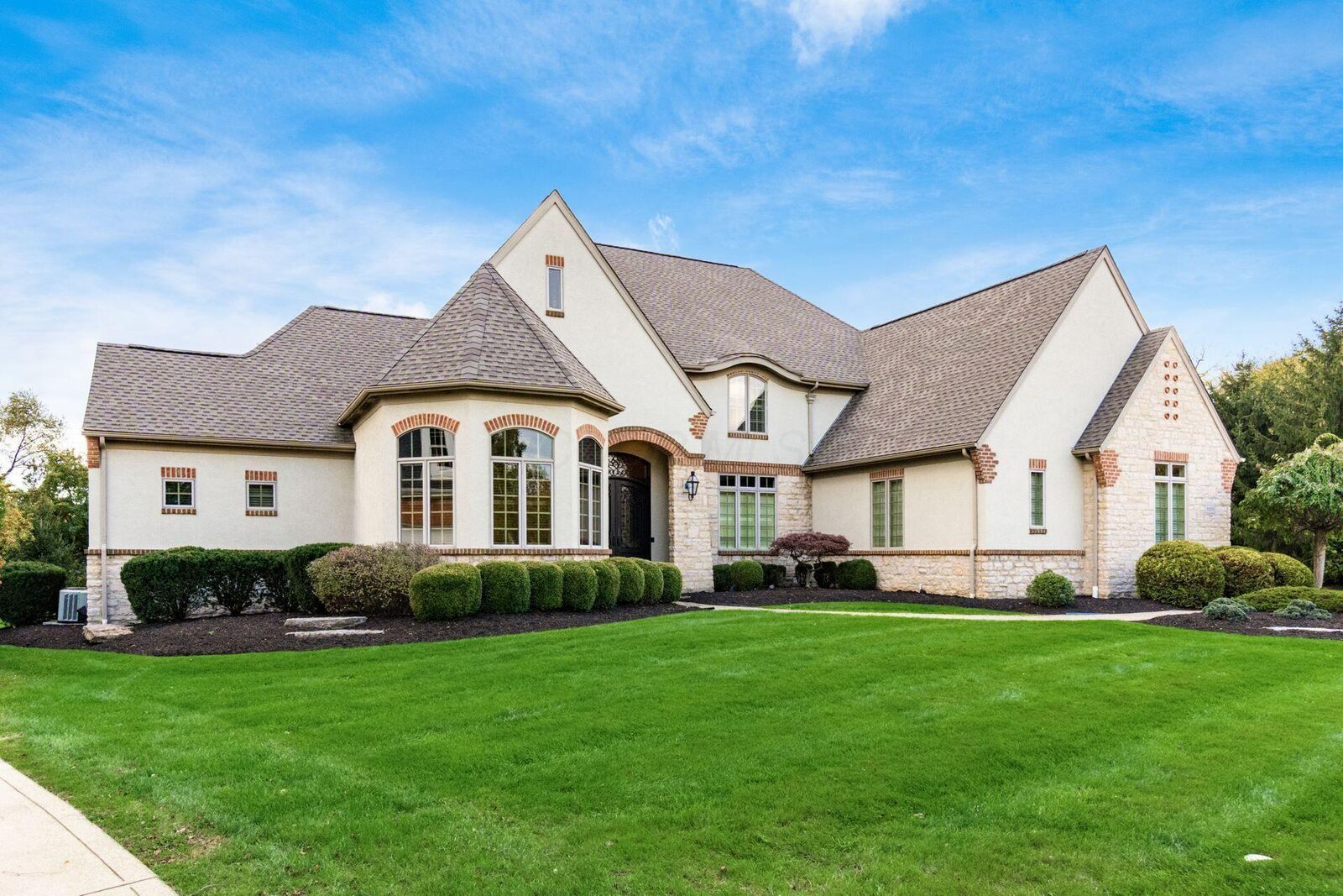 Property Photo:  5359 Gordon Way  OH 43017