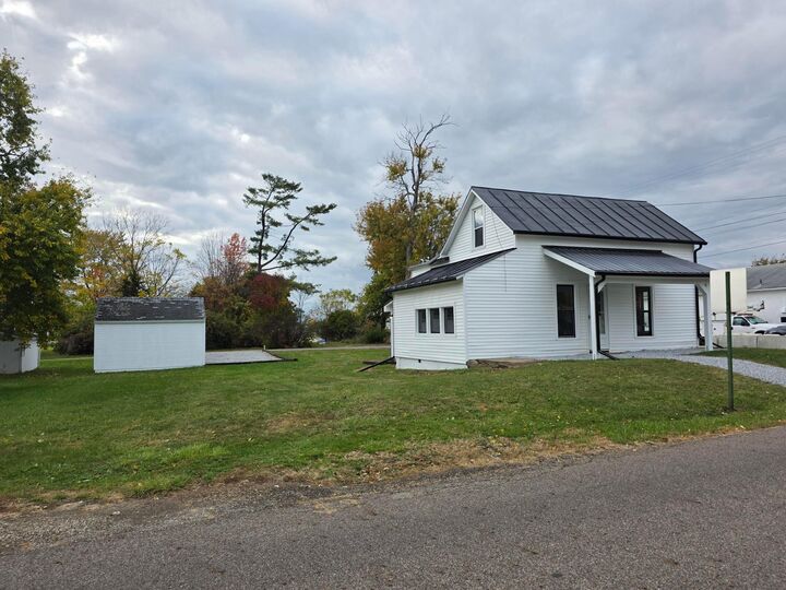 Property Photo:  357 N Delaware Street  OH 43338