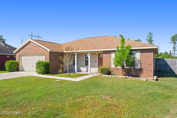 Property Photo: 3555 Brentwood Place FL 32404